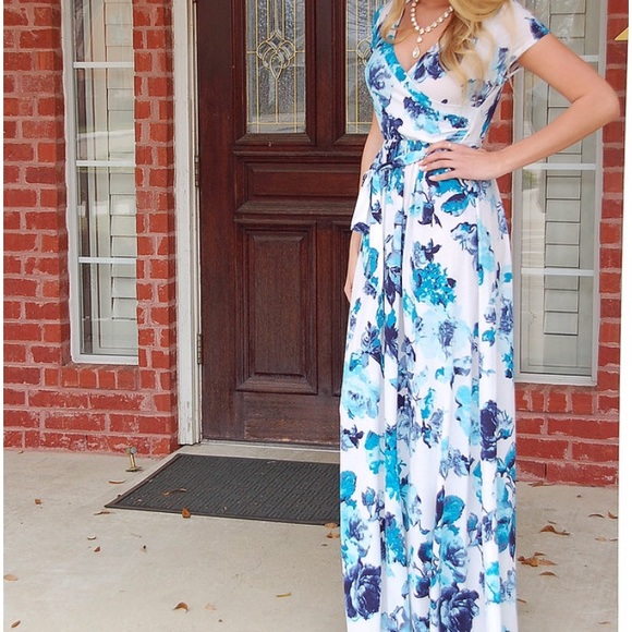 Last one! S-M Stunning floral Maxi - price firm! - Picture 3 of 7