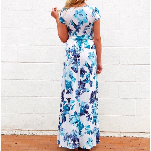 Last one! S-M Stunning floral Maxi - price firm! - Picture 4 of 7