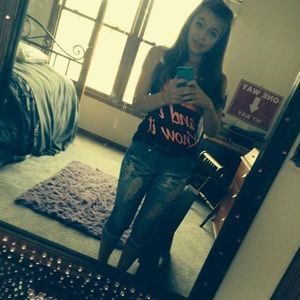 Meet your Posher, Jessica