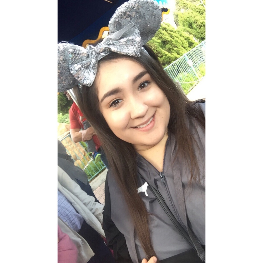 Meet your Posher, Jessica