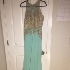 Prom dress