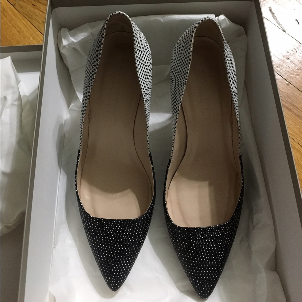 Club Monaco Two Tone Remi Pump