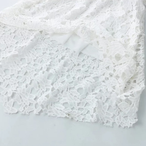 🇺🇸SALE White Asymmetrical Floral Lace Dress • - Picture 6 of 7