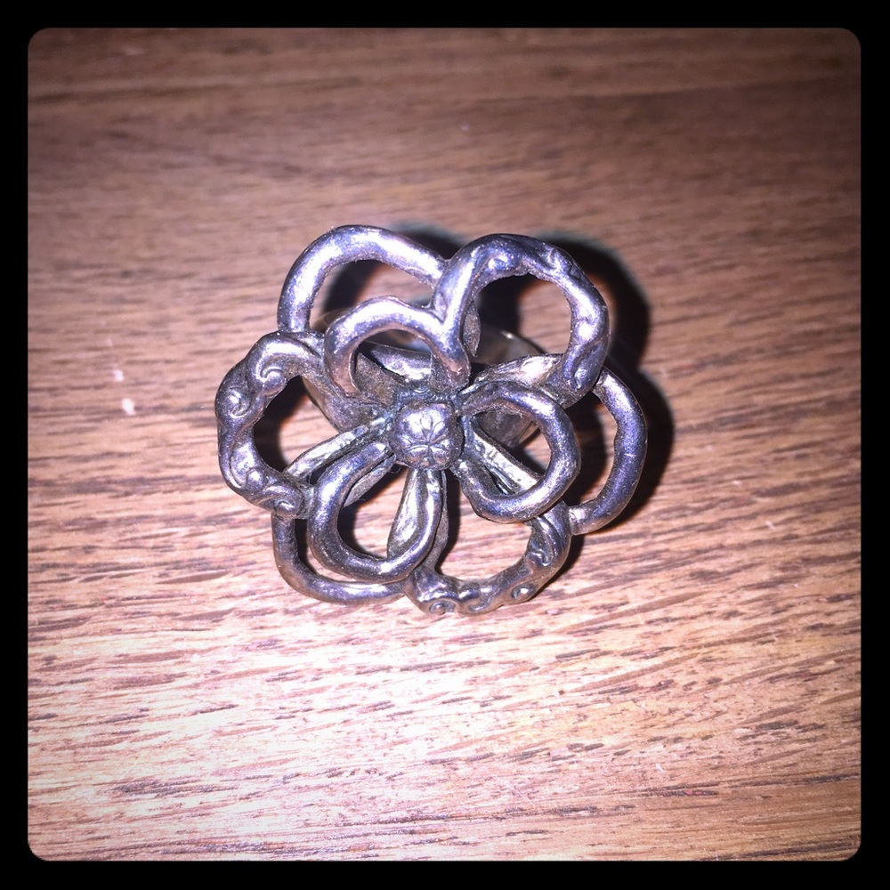 Silpada flower ring