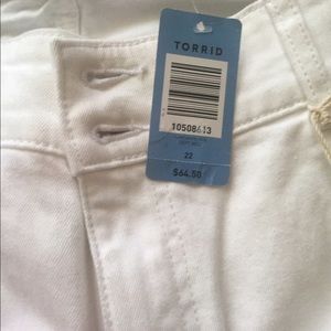 Torrids Stretchy white Denim Jean Plus Size