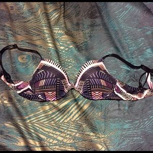 Victoria's Secret tshirt bra