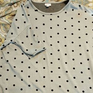Nwot gray/black polkadot lularoe irma shirt sz sm