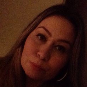 Meet your Posher, Carrie