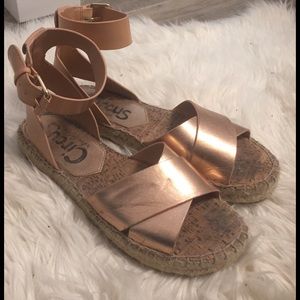 Circus by Sam Edelman Rose Gold Sandals