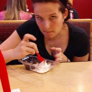 Meet your Posher, Denise