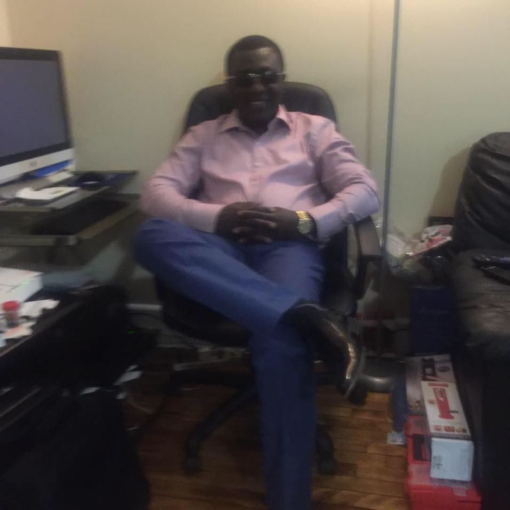 Meet your Posher, Eric