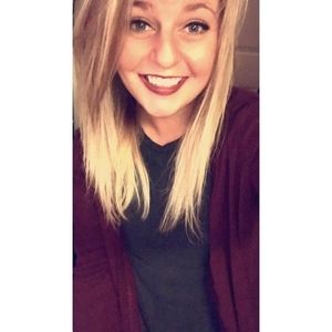 Meet your Posher, Faith