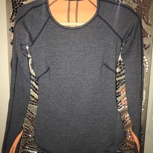 Lululemon long sleeve tee
