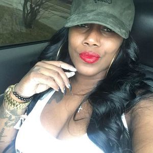 Meet your Posher, Toya
