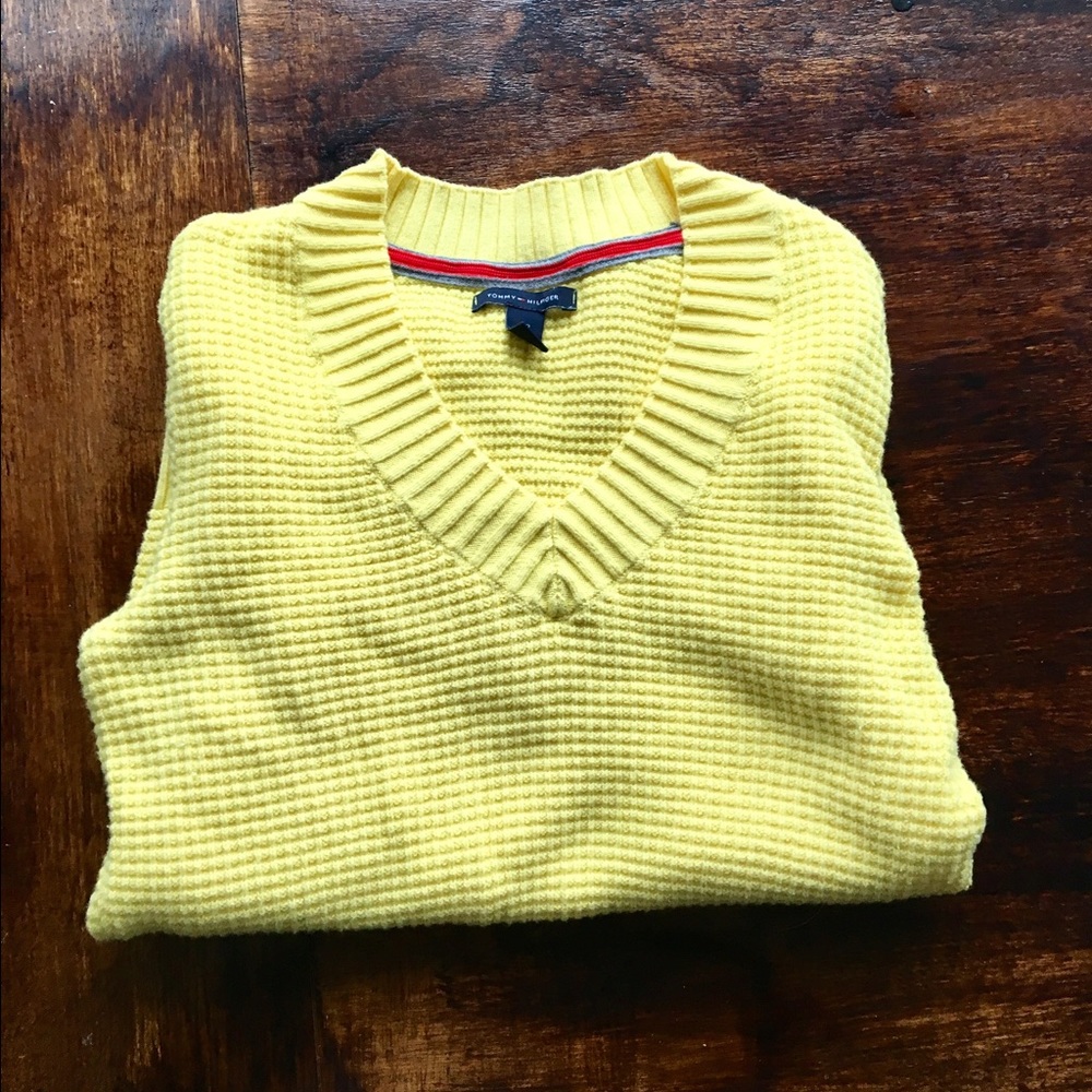 TOMMY HILFIGER V-Neck Sweater