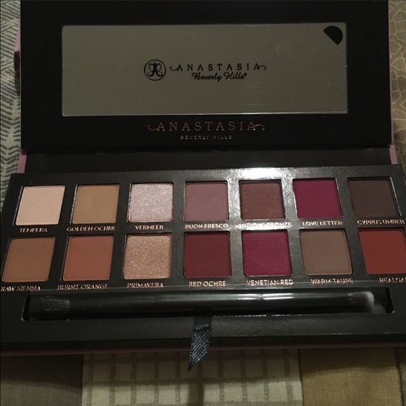 Anastasia Modern Renaissance Eyeshadow Palette - Picture 2 of 3
