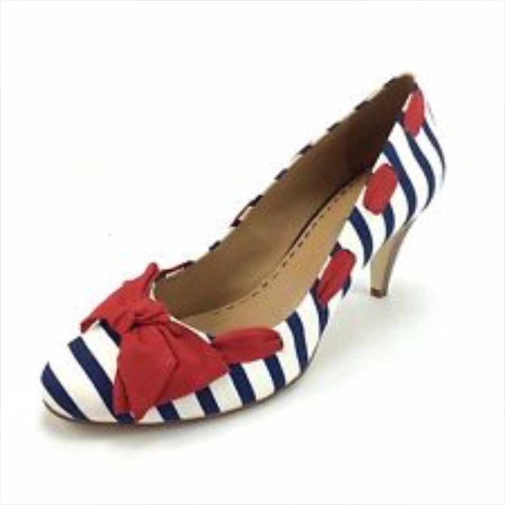 Gianni Bini Striped Heels