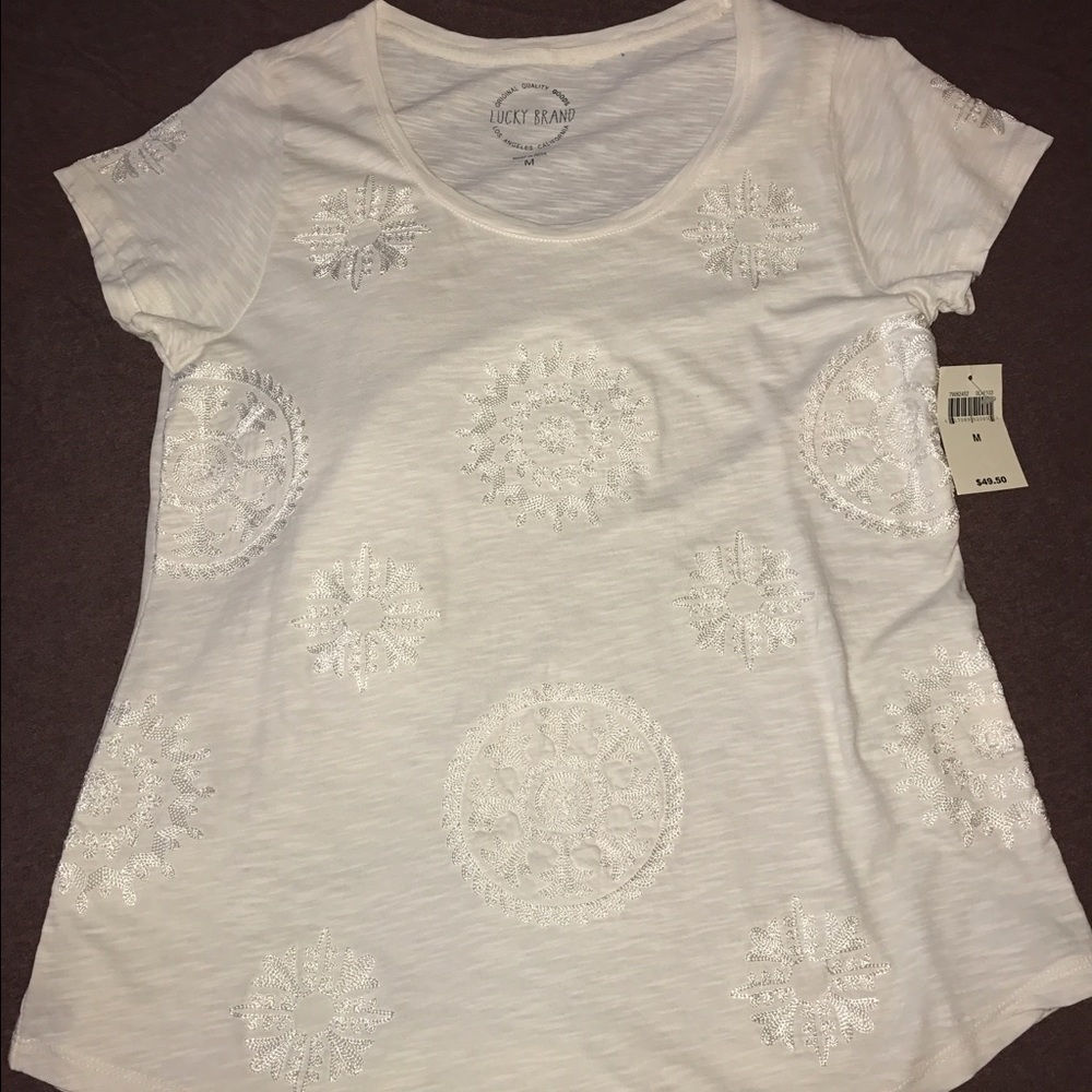 Lucky Brand embroidered tee NWT