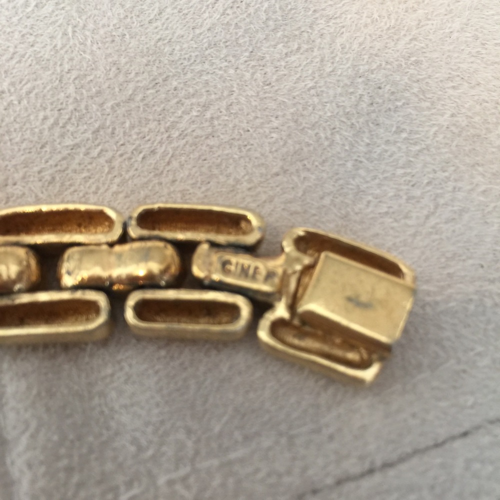 ❤️Sale❤️Vintage Gold Tone Linked Necklace - Picture 5 of 7