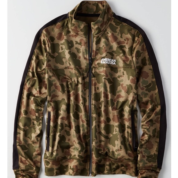 New American eagle outfitters Camo active jacket - Picture 2 of 5