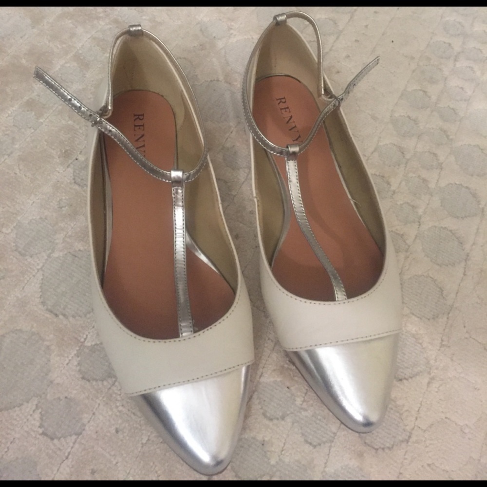 White Flats w/Silver Tips & T-Strap. Size 9.5.