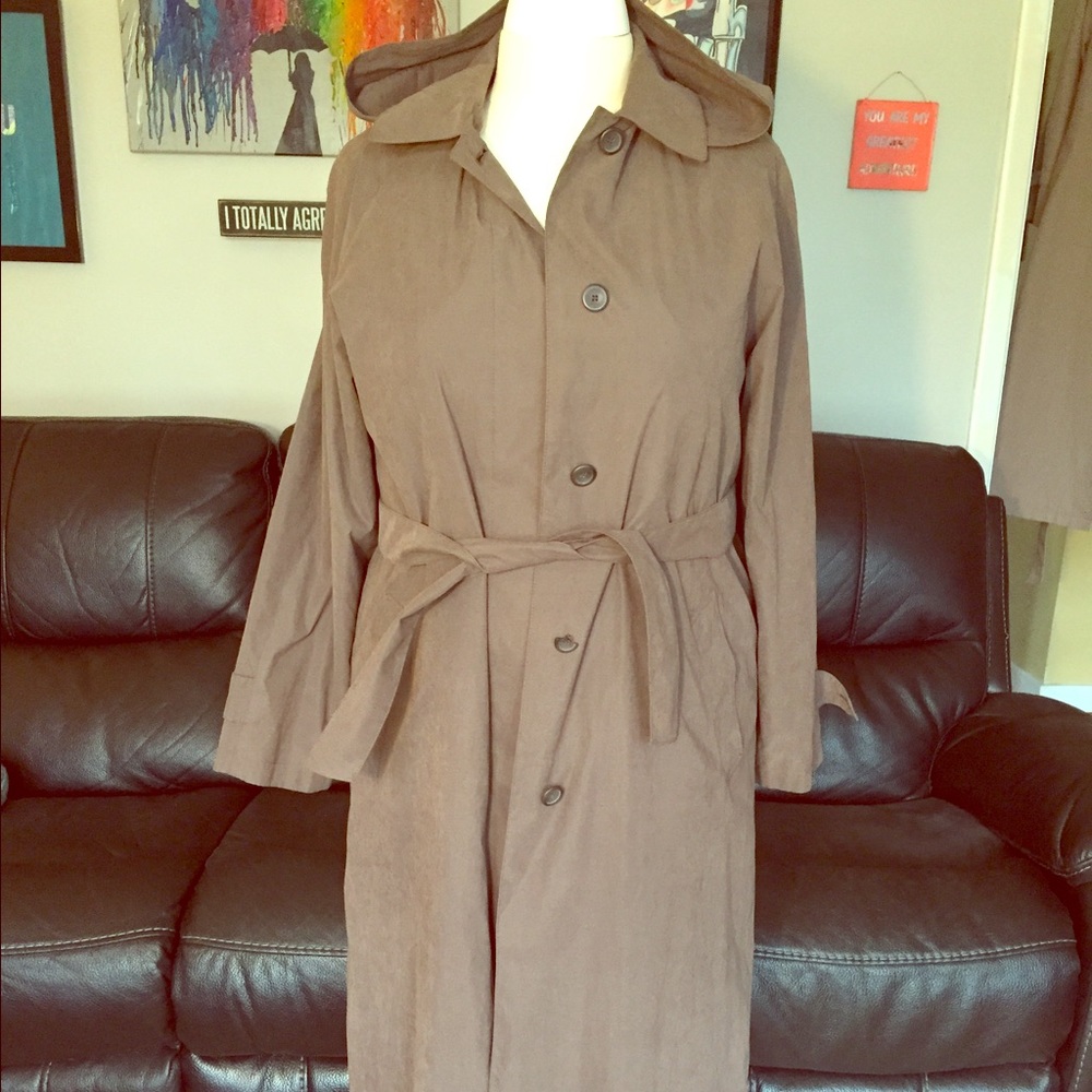 🛍️London Fog Limited Edition Trench