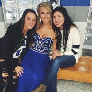 Meet your Posher, Alex