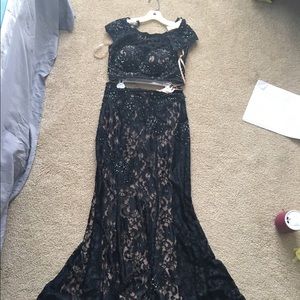 Black lace, open back, 2piece, formal dress!!!