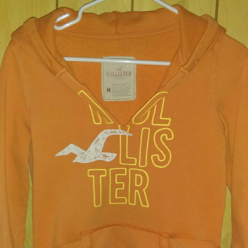 Hollister hoodie orange size med