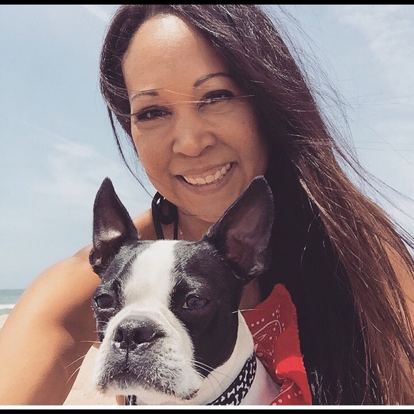 Meet your Posher! - Picture 2 of 2