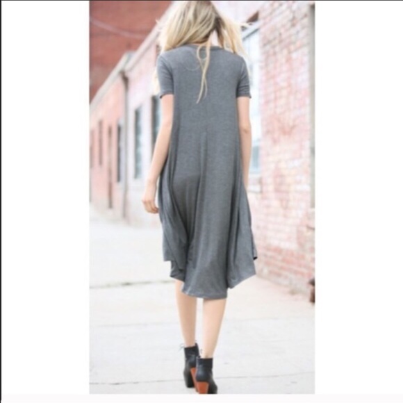 ✨LAST ONE ✨High neck coral midi swing dress - Picture 3 of 7