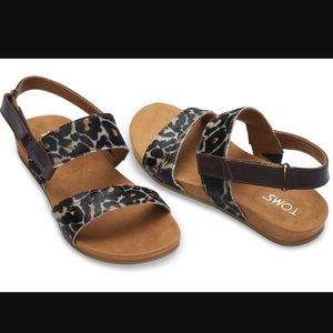 Toms leopard sandals