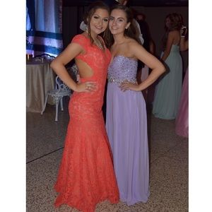 Red/coral La Femme size 4 lace prom dress