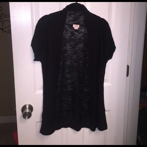 Black short sleeved cardigan
