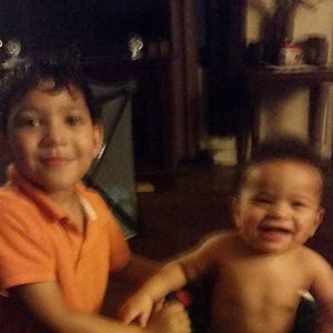 Meet your Posher, Crystal