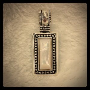 Premier Designs Mother of Pearl  Pendant