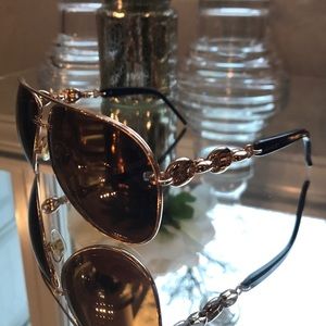 Gucci gold aviator sunglasses