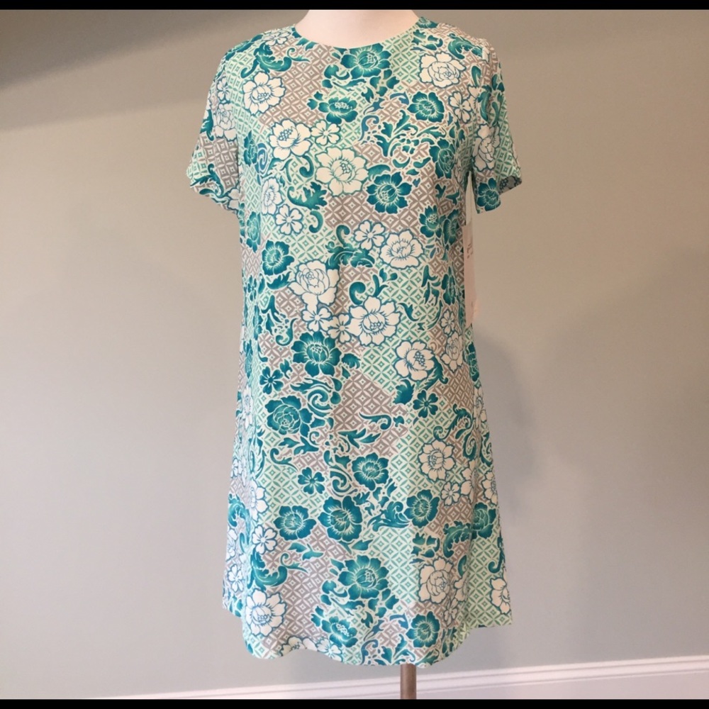 NWT Lucy love Charlotte shift dress