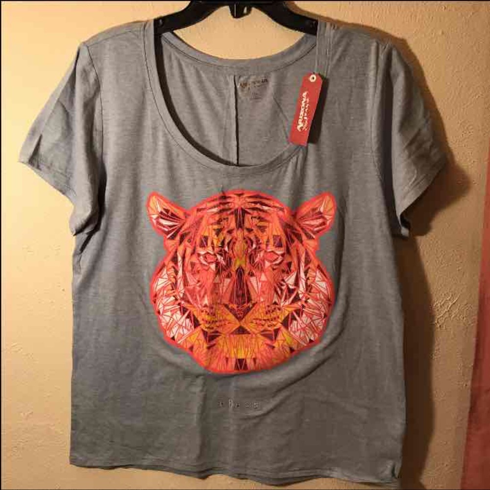 Lion Gray Shirt