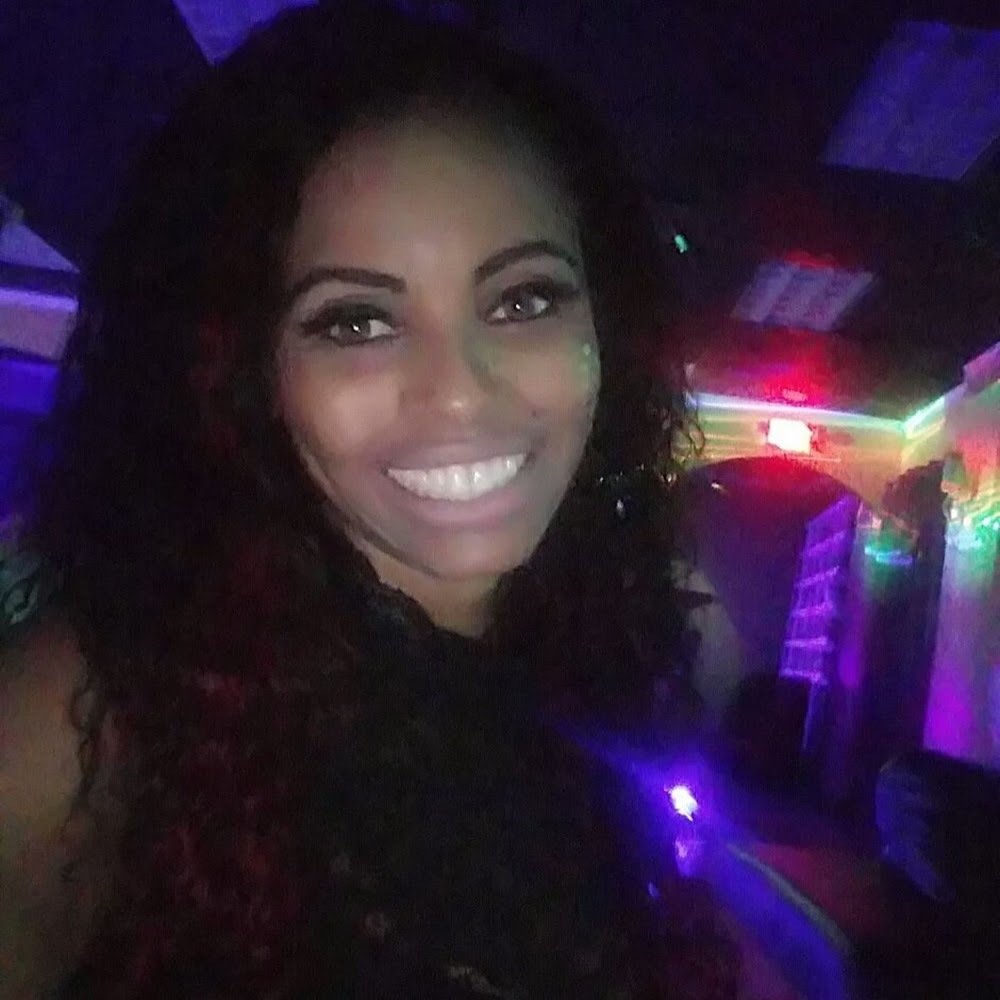 Meet your Posher, Malaya