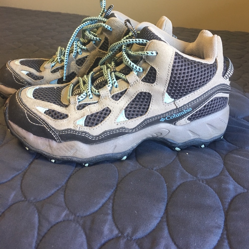 Columbia hiking boots