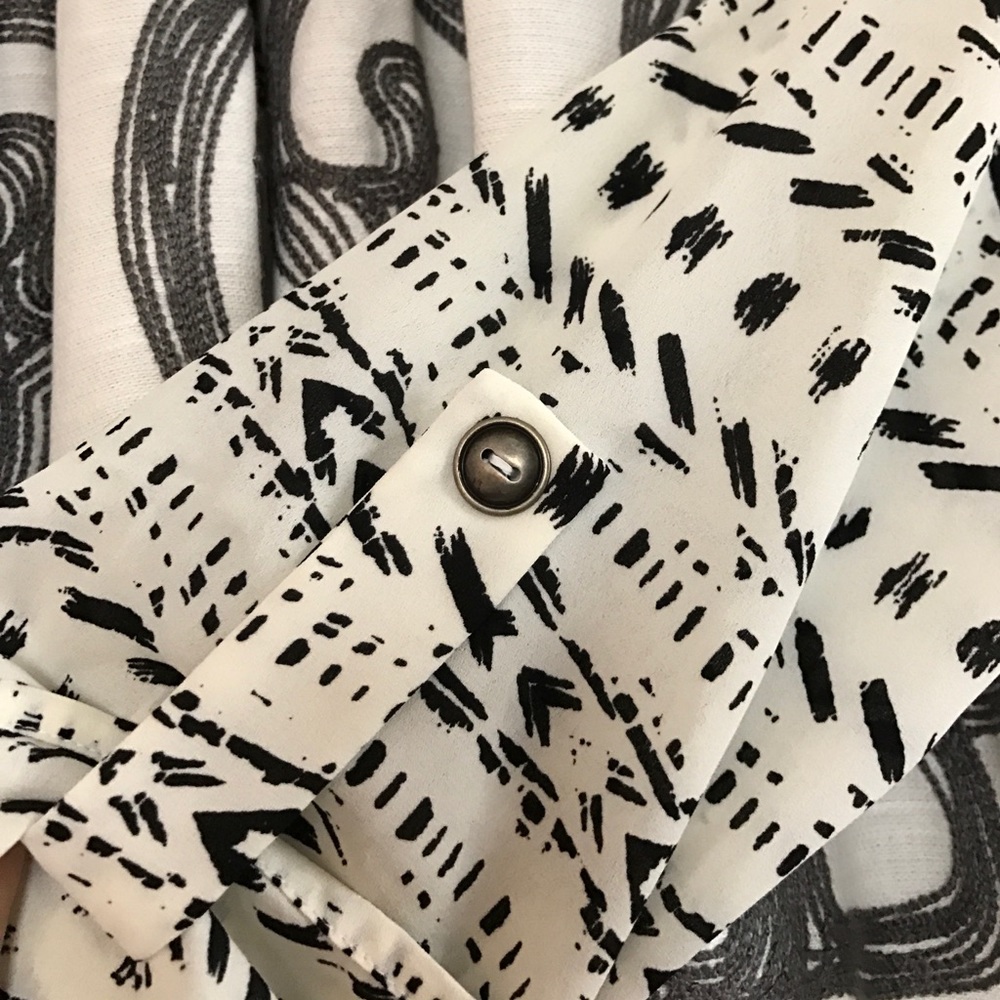 Patterned blouse - Picture 3 of 3