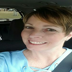 Meet your Posher, Christine