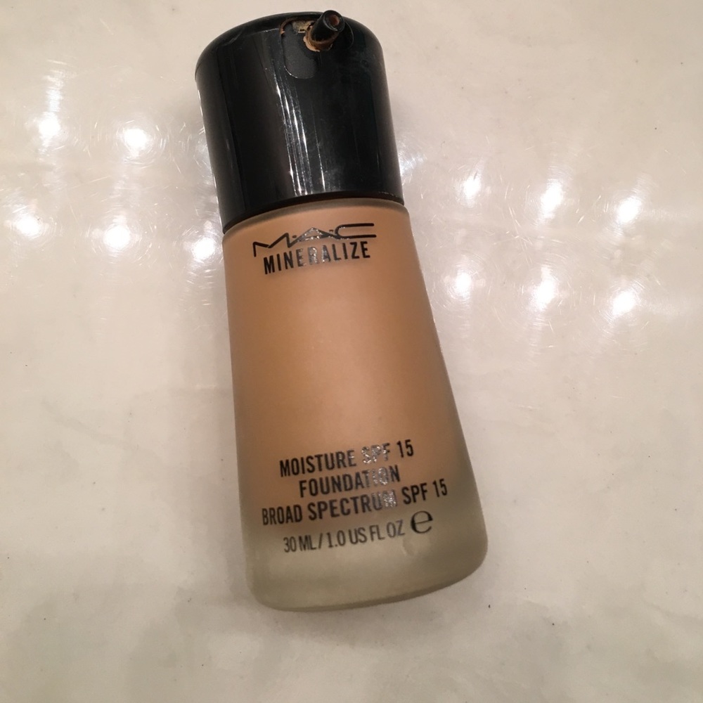 Mac mineralized nc30