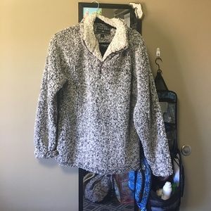 True grit pullover NWOT