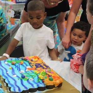 Meet your Posher, Henry