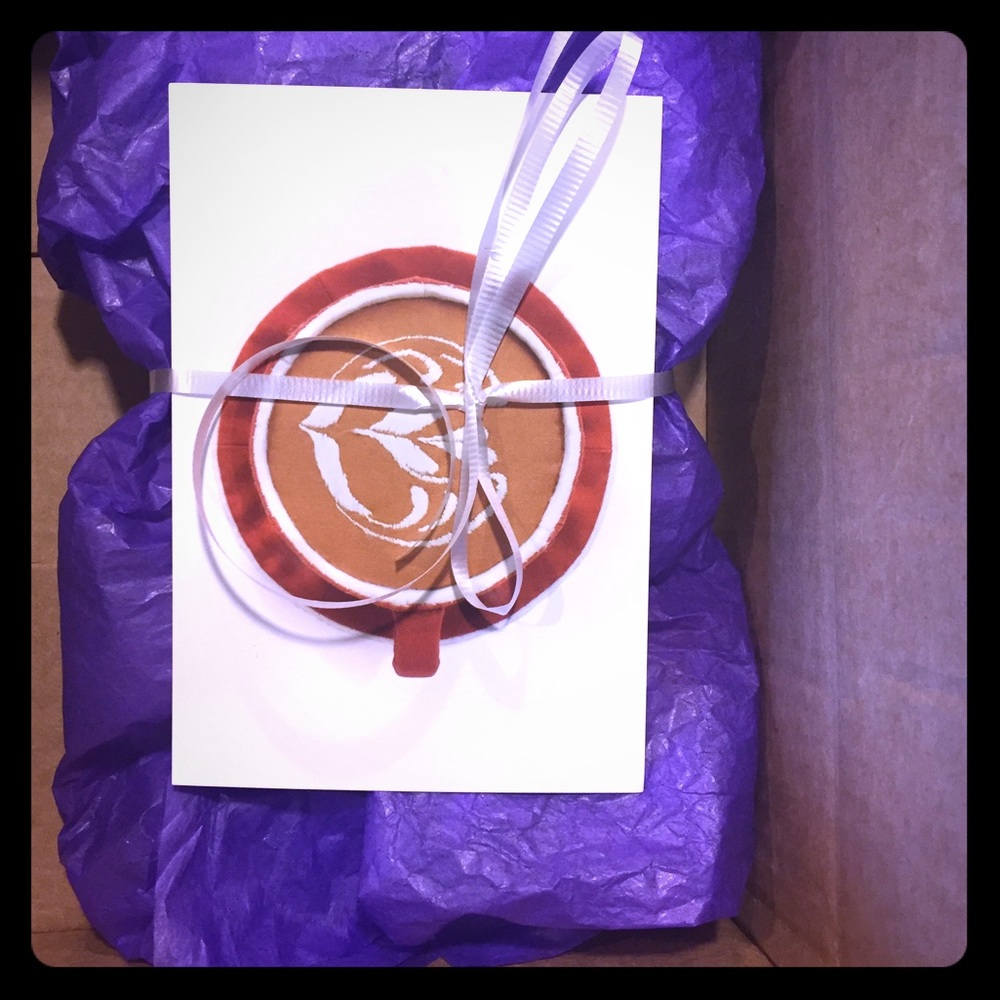 5 Star Seller! Always a gift with your purchase!
