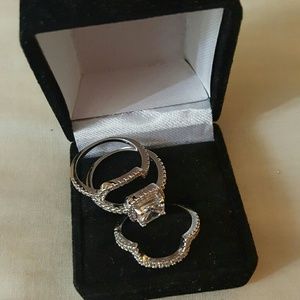 STAMPED 18k White Gold Wedding Rings