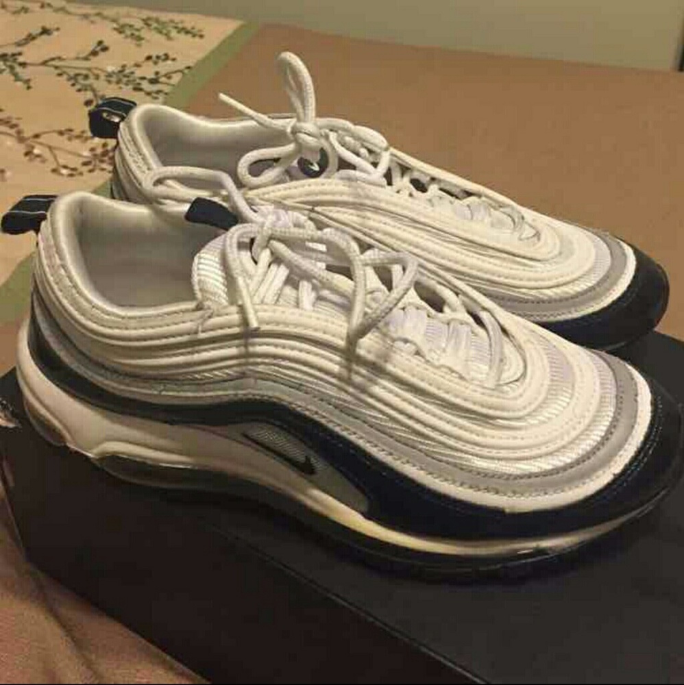 Nike air max