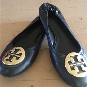 Tory Burch black leather flats